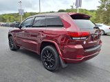 Used 2018 Jeep Grand Cherokee Altitude image 4
