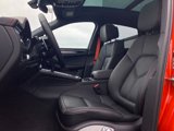 Certified 2024 Porsche Macan image 5