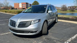 Used 2019 Lincoln MKT AWD image 3