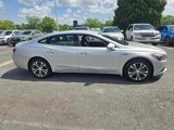 Used 2017 Buick LaCrosse Essence image 2