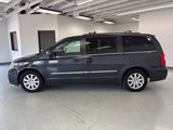 Used 2014 Chrysler Town & Country Touring image 6
