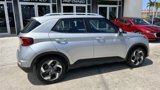 Used 2023 Hyundai Venue SEL image 5