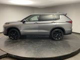 Used 2022 Mitsubishi Outlander SE image 4