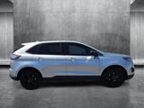 Used 2017 Ford Edge SE image 4