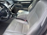 Used 2015 Toyota Highlander XLE image 3