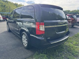 Used 2016 Chrysler Town & Country Touring w/ Driver Convenience Group image 6