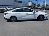 Used 2024 Hyundai Elantra SEL image 2