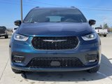 New 2025 Chrysler Pacifica Limited image 4