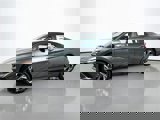 New 2025 Hyundai Elantra SEL image 3
