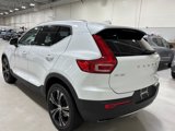 Used 2020 Volvo XC40 T4 Inscription image 5