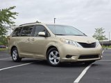 Used 2012 Toyota Sienna LE image 2