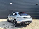 Certified 2024 Porsche Macan image 3