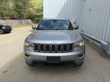 Used 2018 Jeep Grand Cherokee Laredo image 2