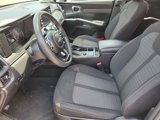 Used 2023 Kia Sorento LX image 3