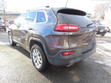Used 2017 Jeep Cherokee Latitude w/ Comfort/Convenience Group image 4