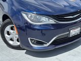 Used 2018 Chrysler Pacifica Touring-L image 3