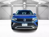 Used 2022 Volkswagen Taos SE w/ Panoramic Sunroof Package image 2