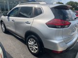 Used 2018 Nissan Rogue SV w/ Premium Package image 2