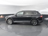 Used 2021 Volkswagen Tiguan SE image 3