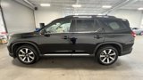 Used 2024 Honda Pilot Touring image 6