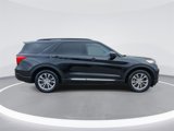 Used 2022 Ford Explorer XLT w/ Equipment Group 202A image 4