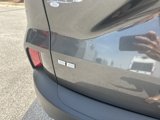 Used 2020 Ford Escape SE image 6