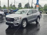 Used 2024 GMC Terrain SLE image 3