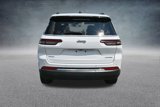Used 2023 Jeep Grand Cherokee L Laredo image 4