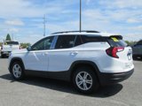 Used 2022 GMC Terrain SLE w/ Driver Convenience Package image 4