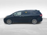 Used 2012 Toyota Sienna XLE image 2