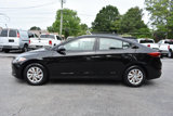 Used 2017 Hyundai Elantra SE image 4
