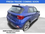 Used 2022 Hyundai Venue SEL image 2