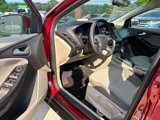 Used 2014 Ford Focus SE image 5