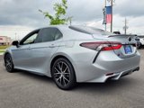 Used 2022 Toyota Camry SE image 4
