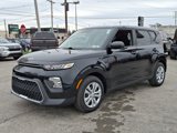 Used 2022 Kia Soul LX image 3
