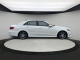 Used 2016 Mercedes-Benz E 400 4MATIC Sedan image 2