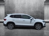 Used 2023 Volkswagen Taos SE image 4