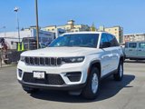 New 2025 Jeep Grand Cherokee Laredo image 4