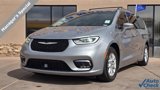 Used 2021 Chrysler Pacifica Touring-L image 3