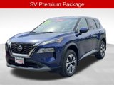 Used 2022 Nissan Rogue SV w/ SV Premium Package image 2