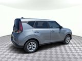 Used 2025 Kia Soul LX w/ LX Technology Package image 3