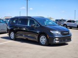Used 2022 Chrysler Pacifica Touring-L image 5