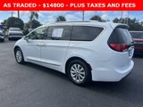 Used 2019 Chrysler Pacifica Touring-L image 4