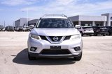 Used 2016 Nissan Rogue SV image 3