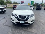 Used 2018 Nissan Rogue SV image 2