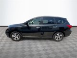 Used 2018 Nissan Pathfinder SV image 4