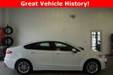 Used 2020 Ford Fusion SE image 2