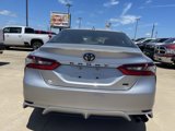 Used 2024 Toyota Camry SE image 5