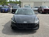 Used 2021 Hyundai Elantra SEL w/ Convenience Package image 2