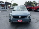 Used 2019 Volkswagen Tiguan SE w/ Panoramic Sunroof Package image 2